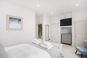 Master bedroom built in cupboards- click for photo gallery